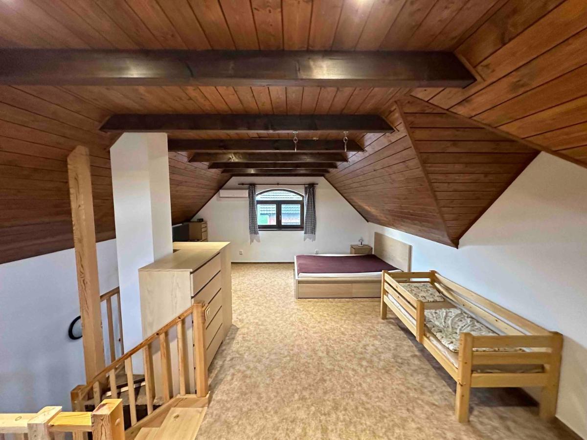 Penzion - Apartman Prestavlky Tršice Buitenkant foto